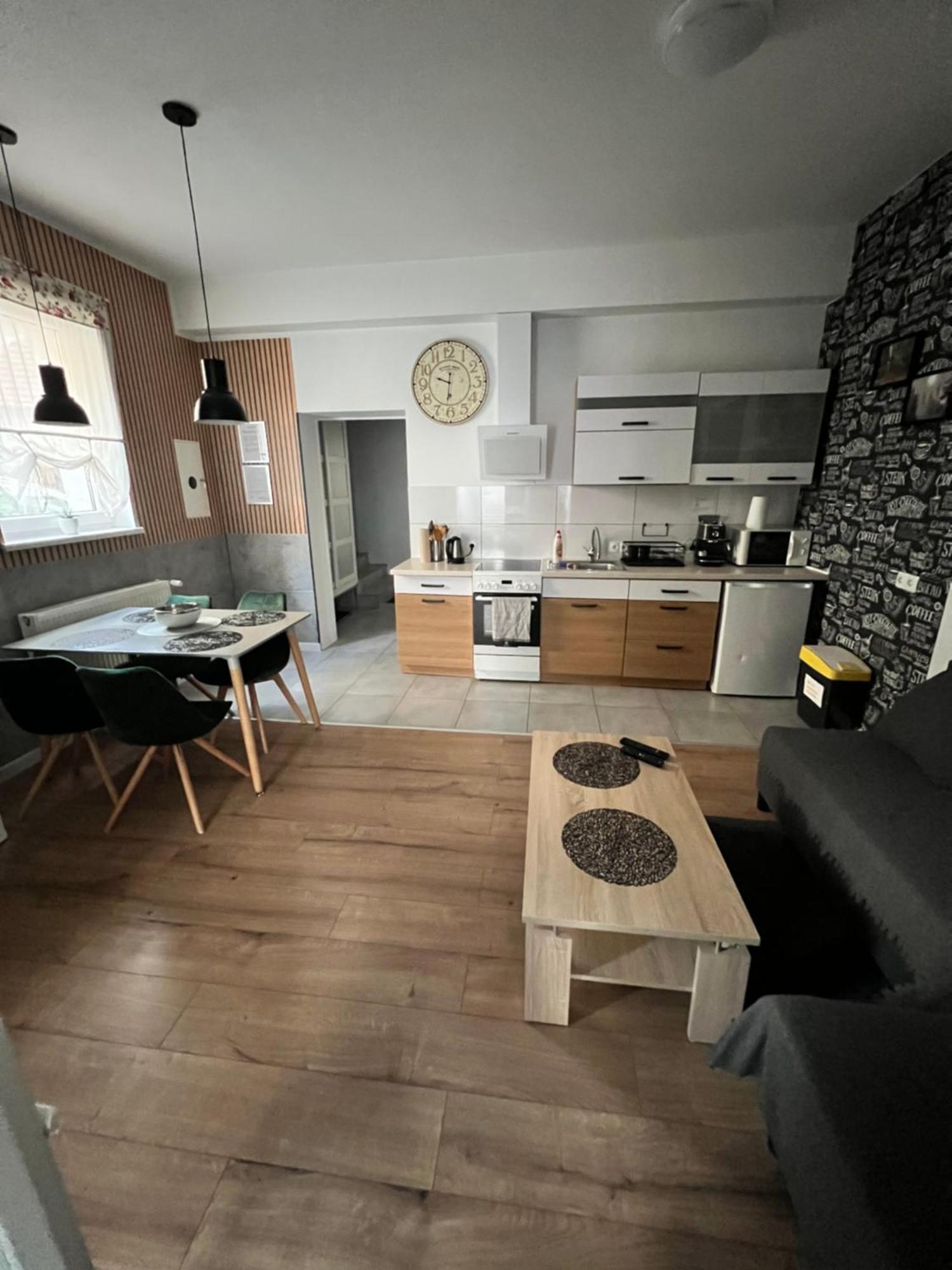 Apartamenty Cieplicka 20A Jelenia Góra Buitenkant foto